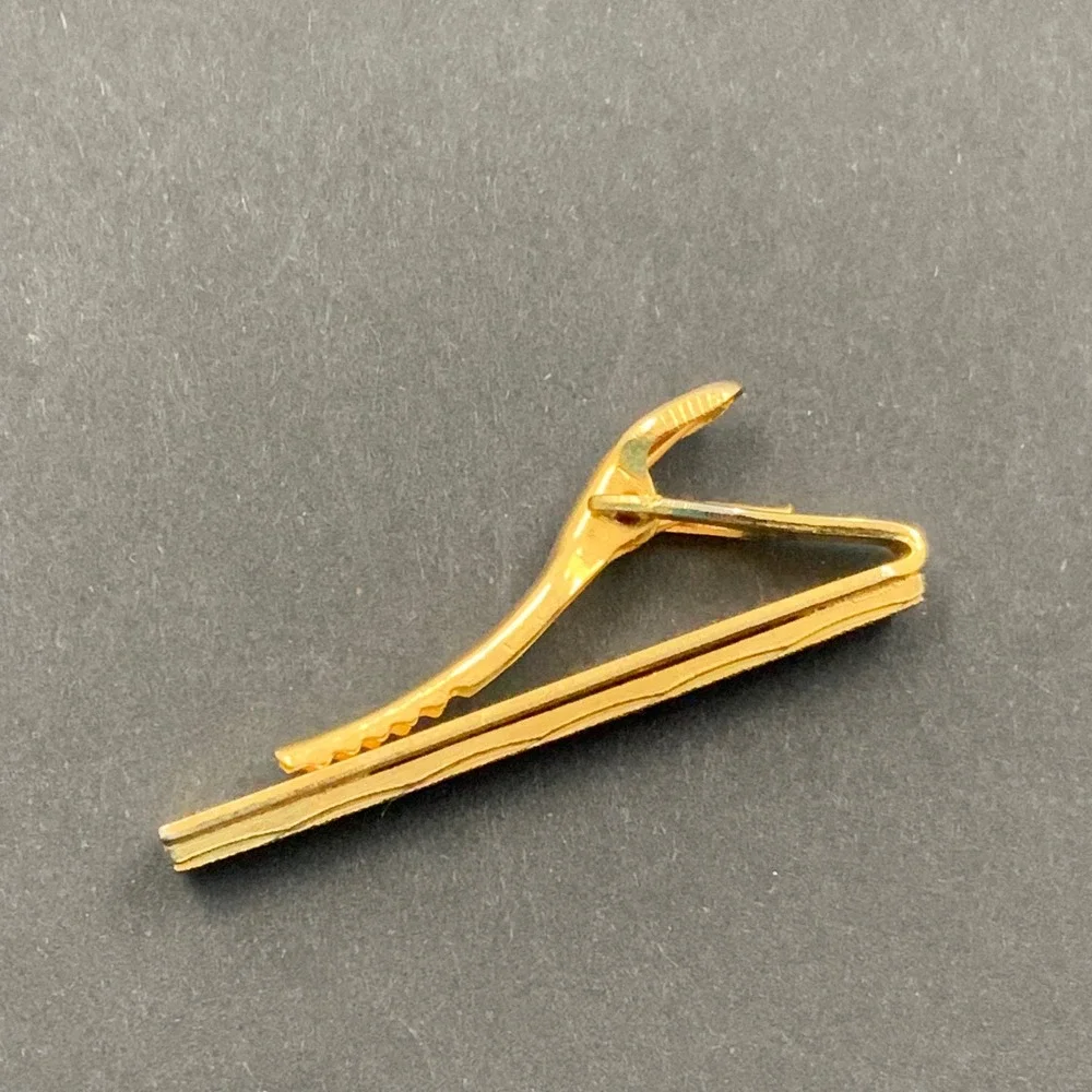 Vintage Gold Tone Textured Diagonal Stripe Tie Clip Mens Formal Accessory